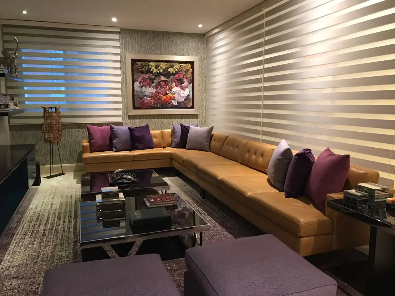 Cortinas Zebra color crema instaladas por Blinds Company