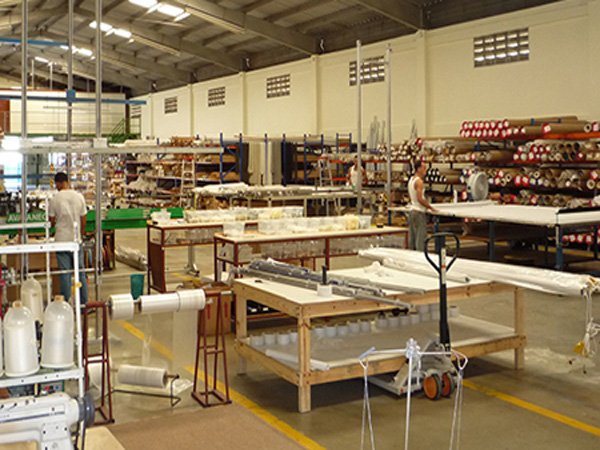 Fábrica de Blinds Company con maquinaria para fabricar cortinas
