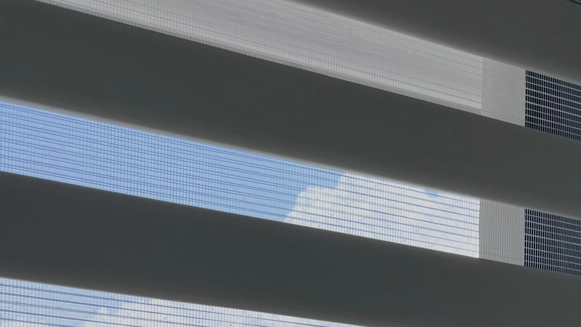 Tela Blackout Basic White