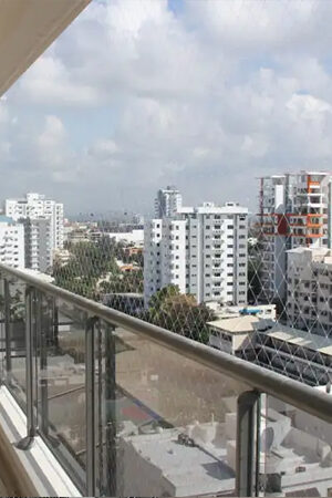 instalacion-de-malla-de-seguridad-de-nylon-en-balcon-de-santo-domingo