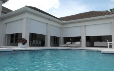 shutters-instalados-en-punta-cana-frente-una-piscina