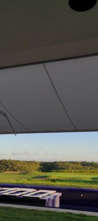toldo-retractil-instalado-en-una-villa